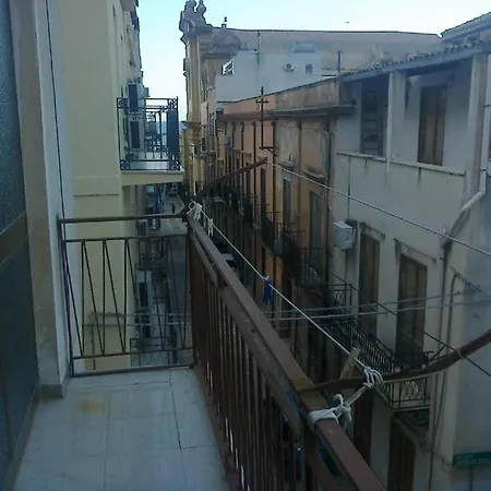 בית הארחה Alloggio Simpatia קאסטלמארה דל גולפו